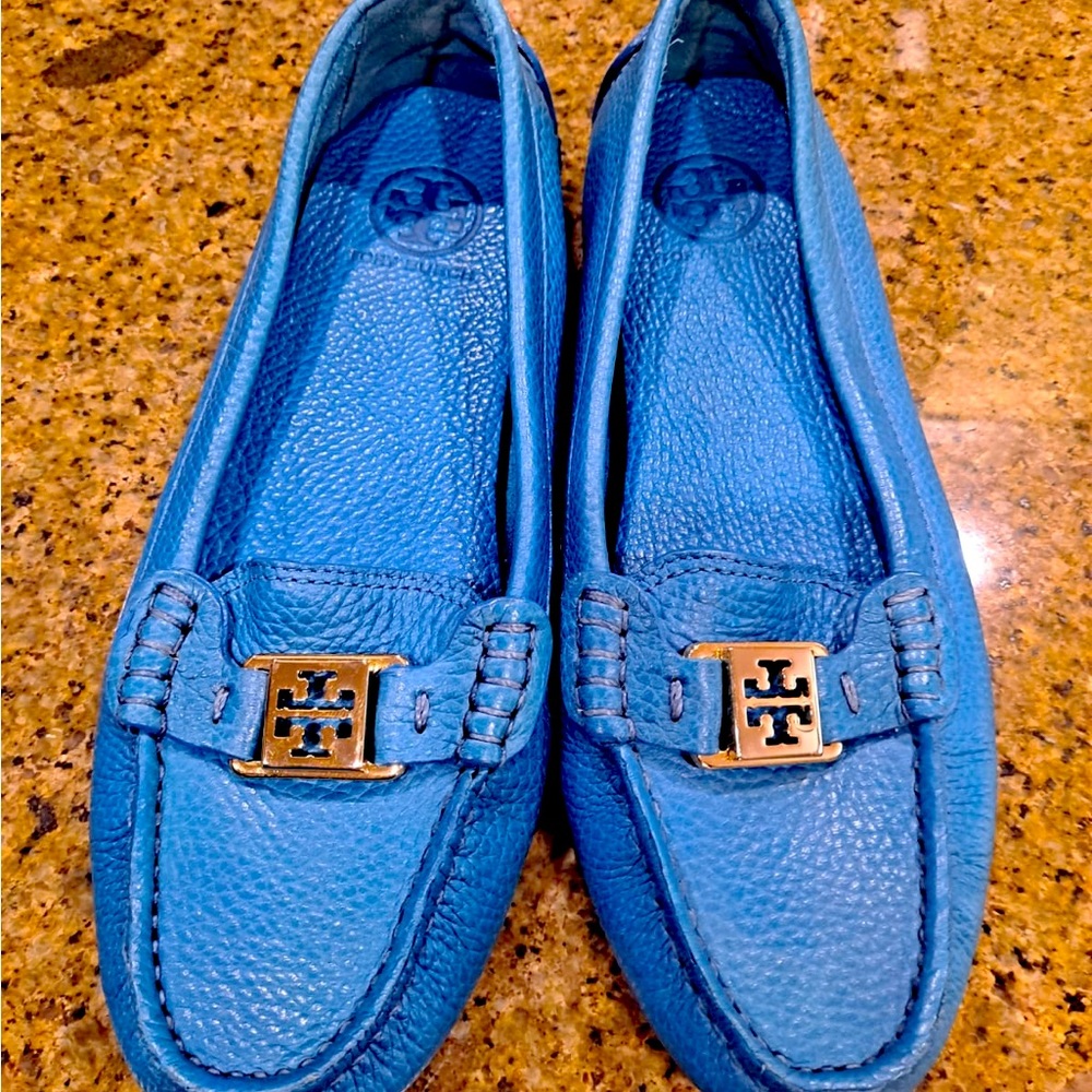 Tory Burch ballet loafer NEW